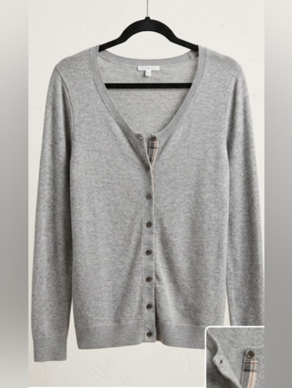 V-Neck Cashmere Blend Light Grey Button-Front Cardigan Sweater (Sz L) Lux
